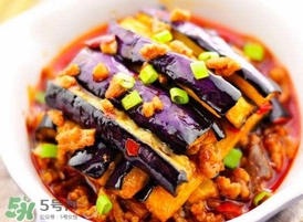 如何炒茄子不黑？怎么炒茄子不黑