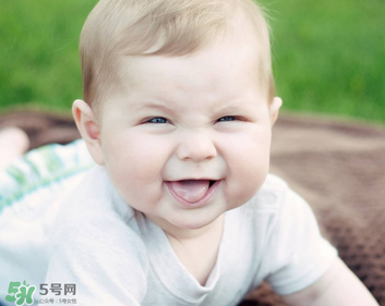 寶寶嗓子啞了該怎么辦？寶寶嗓子護養(yǎng)怎么做？