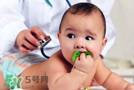 寶寶發(fā)燒有什么物理降溫法？寶寶發(fā)燒怎么降溫快？