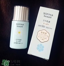 蘇菲娜藍(lán)小花和白小花哪個(gè)好？sofina蘇菲娜藍(lán)小花和白小花對比