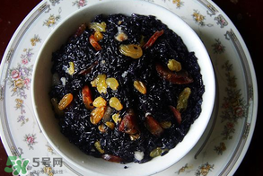 烏飯用什么葉子煮？烏飯用什么葉子圖片？