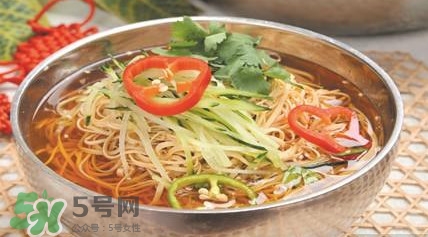 冷面湯怎么做好吃？冷面湯怎么調好吃