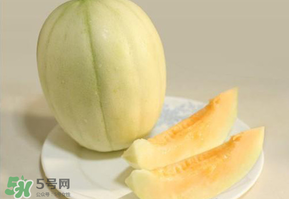 甜瓜能和酸奶一起吃嗎？吃完甜瓜可以喝酸奶嗎？