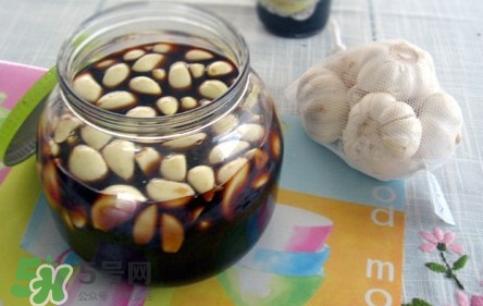 醋泡大蒜有什么功效？醋泡大蒜的功效
