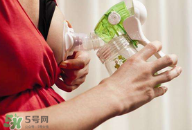電動吸奶器如何選擇？怎么選擇電動吸奶器？