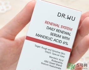 dr.wu杏仁酸18和6哪個好？dr.wu達爾夫杏仁酸18和6區別