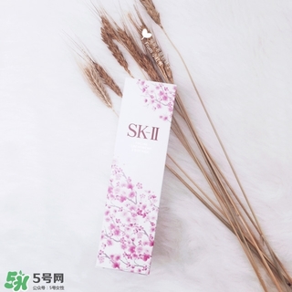 sk2櫻花版和普通版的區別 skii櫻花神仙水和普通版哪個貴？