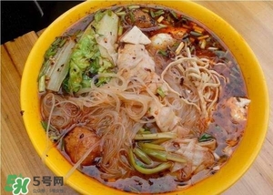 麻辣燙和冒菜有啥區(qū)別？麻辣燙和冒菜哪個好吃？