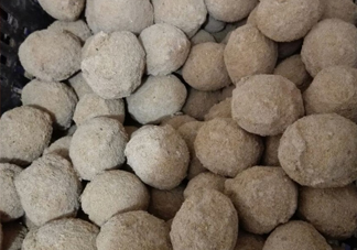 松花蛋是怎么做出來(lái)的？松花蛋的家庭腌制方法