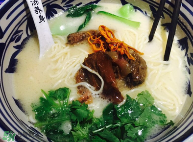 和府撈面跟和珅有關(guān)嗎？和府撈面跟和珅有什么關(guān)系？