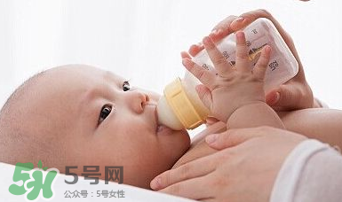 金銀花寶寶可以喝嗎？夏天寶寶能喝金銀花嗎？