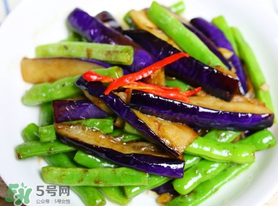 四季豆可以和茄子一起炒嗎？四季豆和茄子能一起煮嗎？