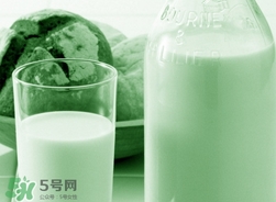 胃脹氣可以喝牛奶嗎？胃脹氣喝牛奶會怎樣？