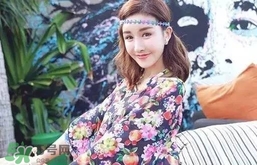 夏天頭發染什么顏色好看 夏天染什么顏色的頭發好看