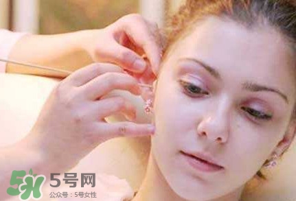為什么掏耳朵會(huì)咳嗽？掏耳朵咳嗽是什么原因