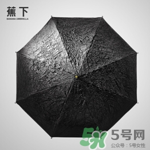 蕉下太陽(yáng)傘怎么收？蕉下小黑傘太陽(yáng)傘怎么打開(kāi)？