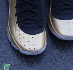 under armour curry4 parade怎么樣？庫里第四代戰靴金屬色細節照片