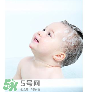 寶寶能用艾葉水洗澡嗎？嬰兒能用艾葉水洗澡嗎？