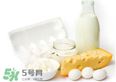 脫脂牛奶熱量高嗎？脫脂牛奶會發胖嗎