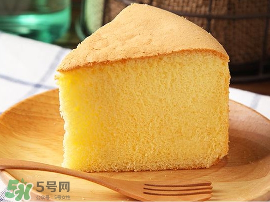 戚風蛋糕用什么面粉？戚風蛋糕用什么油最好