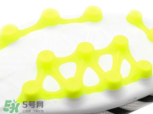 adidas nemeziz 17+怎么樣？阿迪達斯斑馬足球鞋測評