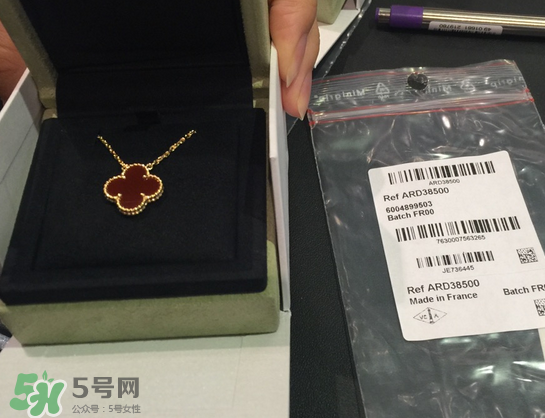 梵克雅寶四葉草項鏈是什么材質？四葉草項鏈材質介紹