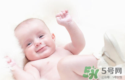 新生兒吃母乳拉稀是怎么回事？新生兒吃母乳拉稀怎么辦？