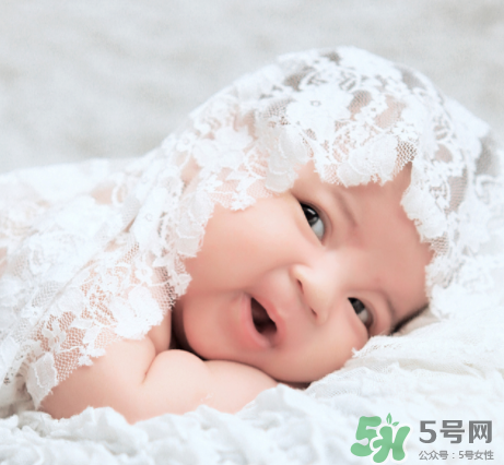 新生兒吃母乳一天拉幾次正常？新生兒吃母乳的排便規(guī)律