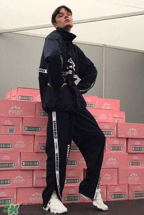 vetements與umbro2018春夏聯名系列怎么樣_好看嗎？