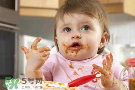 輔食添加過早的危害？為什么不能過早的添加輔食？