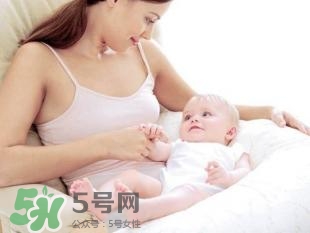 三伏天坐月子可以洗澡嗎？三伏天坐月子可以穿短袖嗎？