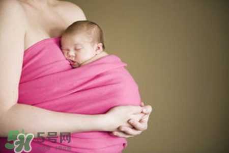 三伏天坐月子吃什么？三伏天坐月子可以開空調嗎？