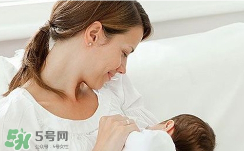 哺乳期可以貼三伏貼嗎？哺乳期貼三伏貼會(huì)影響寶寶嗎？