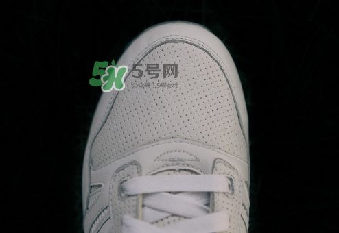 saucony與tblake聯名涂鴉小白鞋怎么買_在哪買？