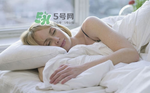 三伏天能曬被子嗎？三伏天曬被子好嗎？
