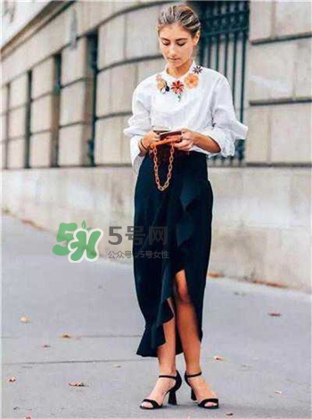 襯衣怎么扎進(jìn)褲子里？襯衣扎進(jìn)褲子里的時(shí)尚穿法