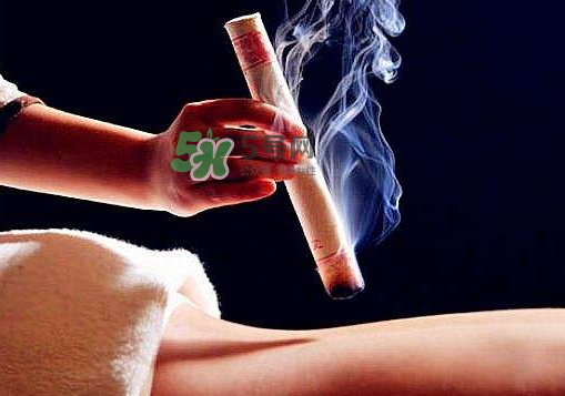 三伏天拔罐好嗎？三伏天拔罐好還是艾灸好？