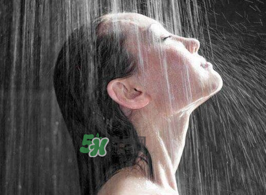 三伏天艾灸后能洗澡嗎？三伏天艾灸后注意事項