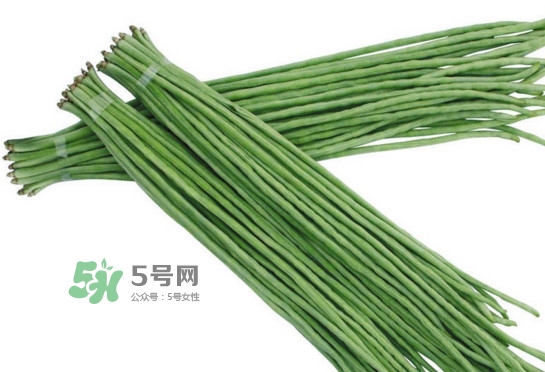 豇豆是什么樣的？豇豆是長豆角嗎？