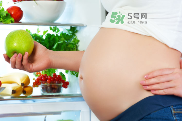 頭胎有妊娠線二胎沒(méi)有是因?yàn)閷殞毿詣e不一樣嗎？