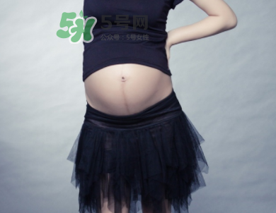 頭胎有妊娠線二胎沒(méi)有是因?yàn)閷殞毿詣e不一樣嗎？