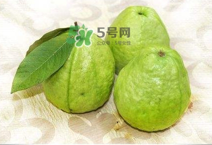 芭樂要削皮嗎？吃芭樂有什么好處？