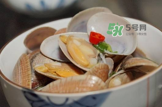 煮花蛤是開水還是冷水？花蛤用冷水還是熱水？