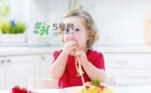 孩子違反規范時，如何才能避免親子沖突