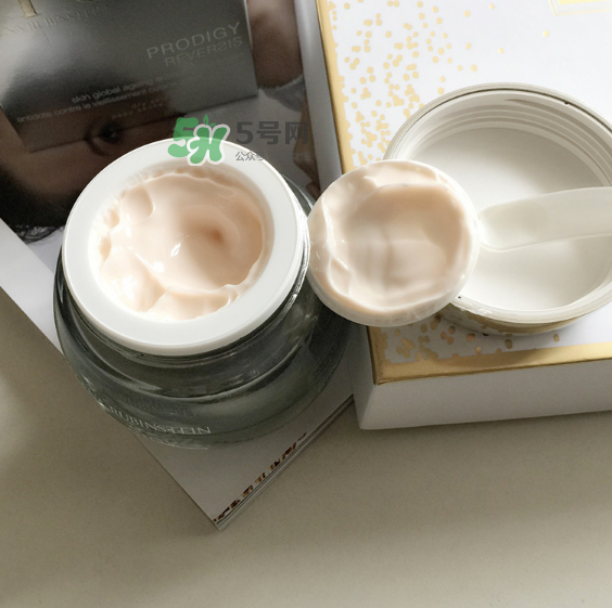 赫蓮娜至美溯顏菁華霜好用嗎？赫蓮娜至美溯顏菁華霜怎么樣？