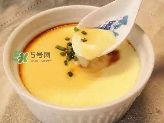 蒸雞蛋是冷水上鍋蒸嗎？蒸雞蛋是用冷水還是熱水？