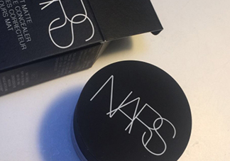 nars遮瑕膏和遮瑕蜜哪個(gè)好？nars遮瑕膏怎么樣？