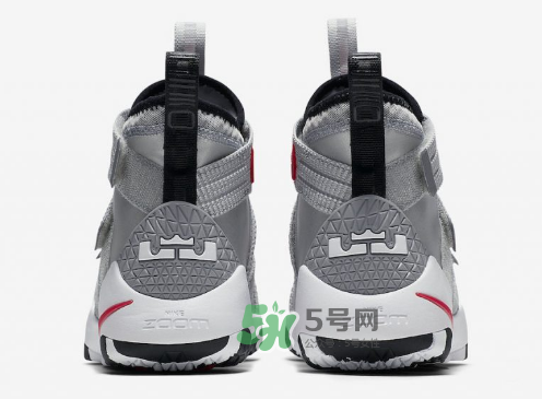 nike lebron soldier 11 silver bullet銀灰配色什么時(shí)候發(fā)售？