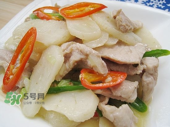 荸薺怎么煮好吃又有營養(yǎng)？荸薺怎么清洗干凈？