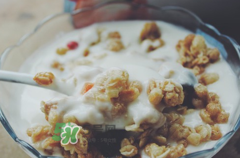 卡樂(lè)比熱帶椰子口味好吃嗎？卡樂(lè)比熱帶椰子麥片怎么樣？
